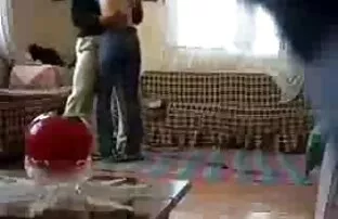 金髪の十代のKhloeはstepbrotherによって洗濯機に投げ込まれます！ 女性 専用 無 修正 無料 動画