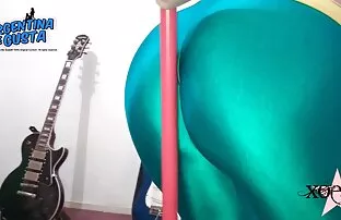 成熟したパイは、若いへまを吸うとファックします。 女性 向け 無料 無 修正 動画