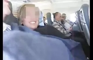 アンナは彼女の年上の男とセックスをしようとしています。 無料 無 修正 女性 向け