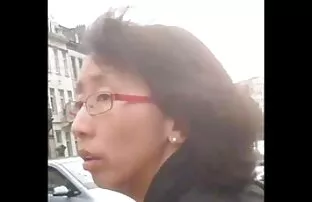 普通のブルネットFucksディルドとカム。 無 修正 動画 女性 向け