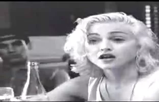 ロシアの十代の若者たちの三人組 女性 向け 無料 無 修正 動画