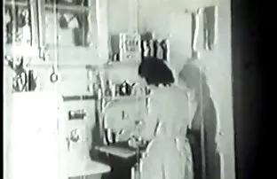 尿の飲み物は、小便のための渇きを癒やす 女性 向け 無 修正 アダルト