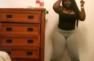 ディルドプレイ時間の美しいセクシーな十代 女性 向け 無料 無 修正 動画