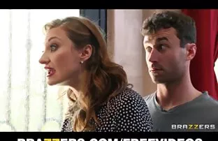 彼女の部屋で野生のブルネットの隣人。 女性 向け 無 修正