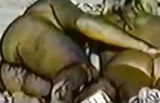 超恐竜女の子Fucks滑りと玩具 av 女性 向け 無 修正