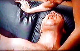 ルームサービス-Naomi Woods&Ramon Nomar 女性 向け 無 修正